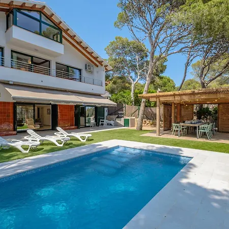 Holiday home Aigua Xelida, Next To The Tamariu